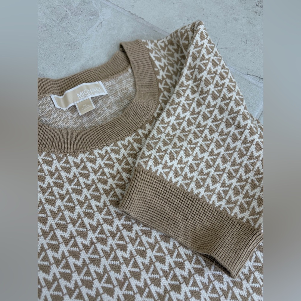 *NWT* Michael Kors Short Sleeve Jacquard Sweater